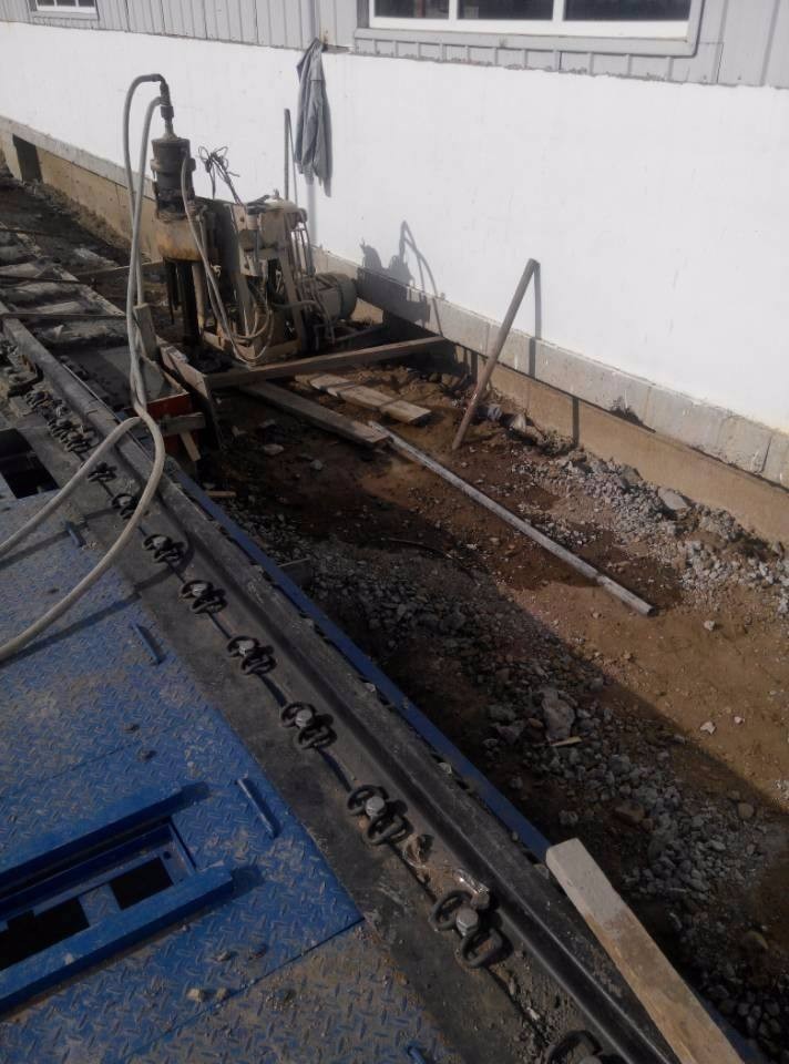 海南藏族注浆治理铁路高路基沉陷病害